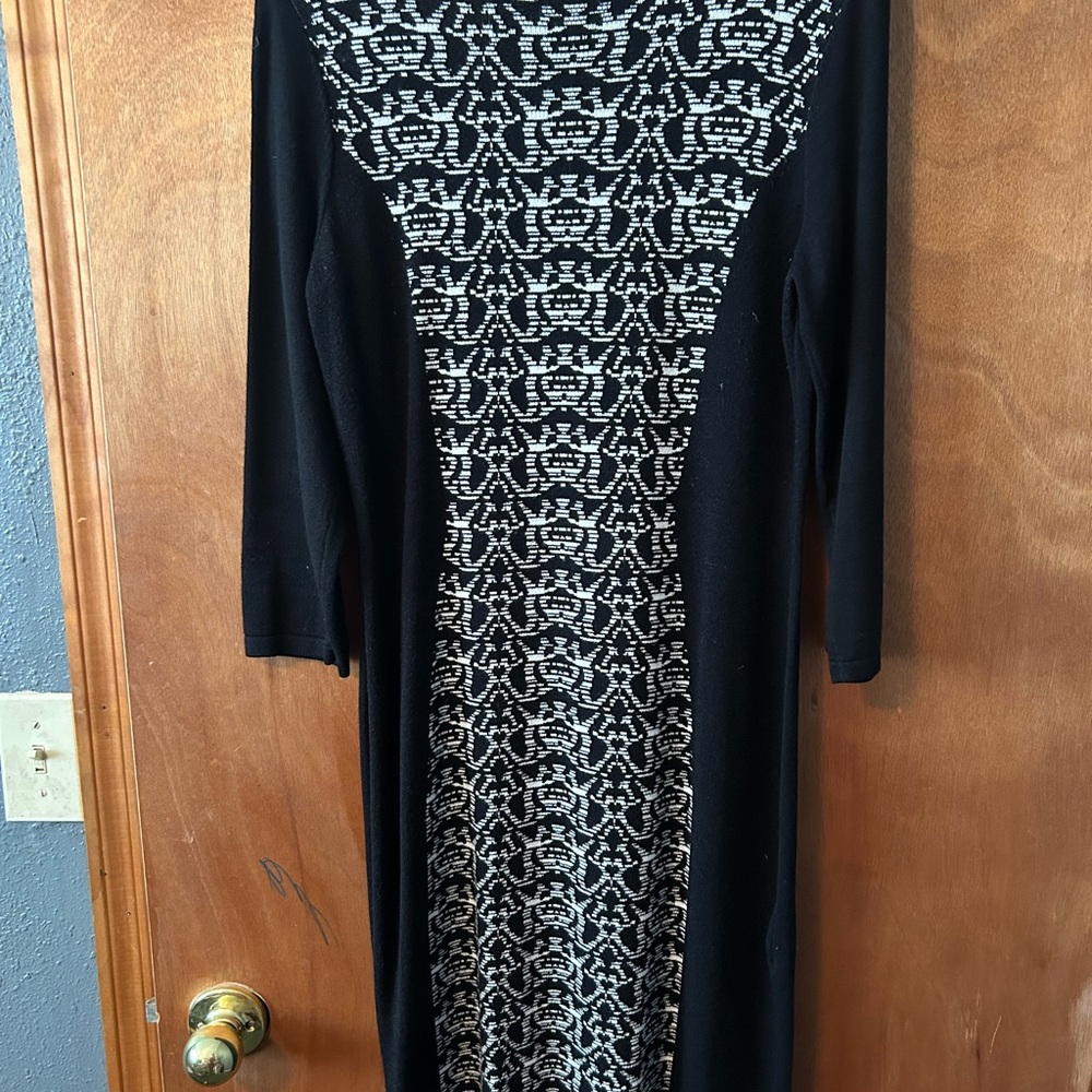 Nine West Black and White Long Sleeve Sweater Dress
